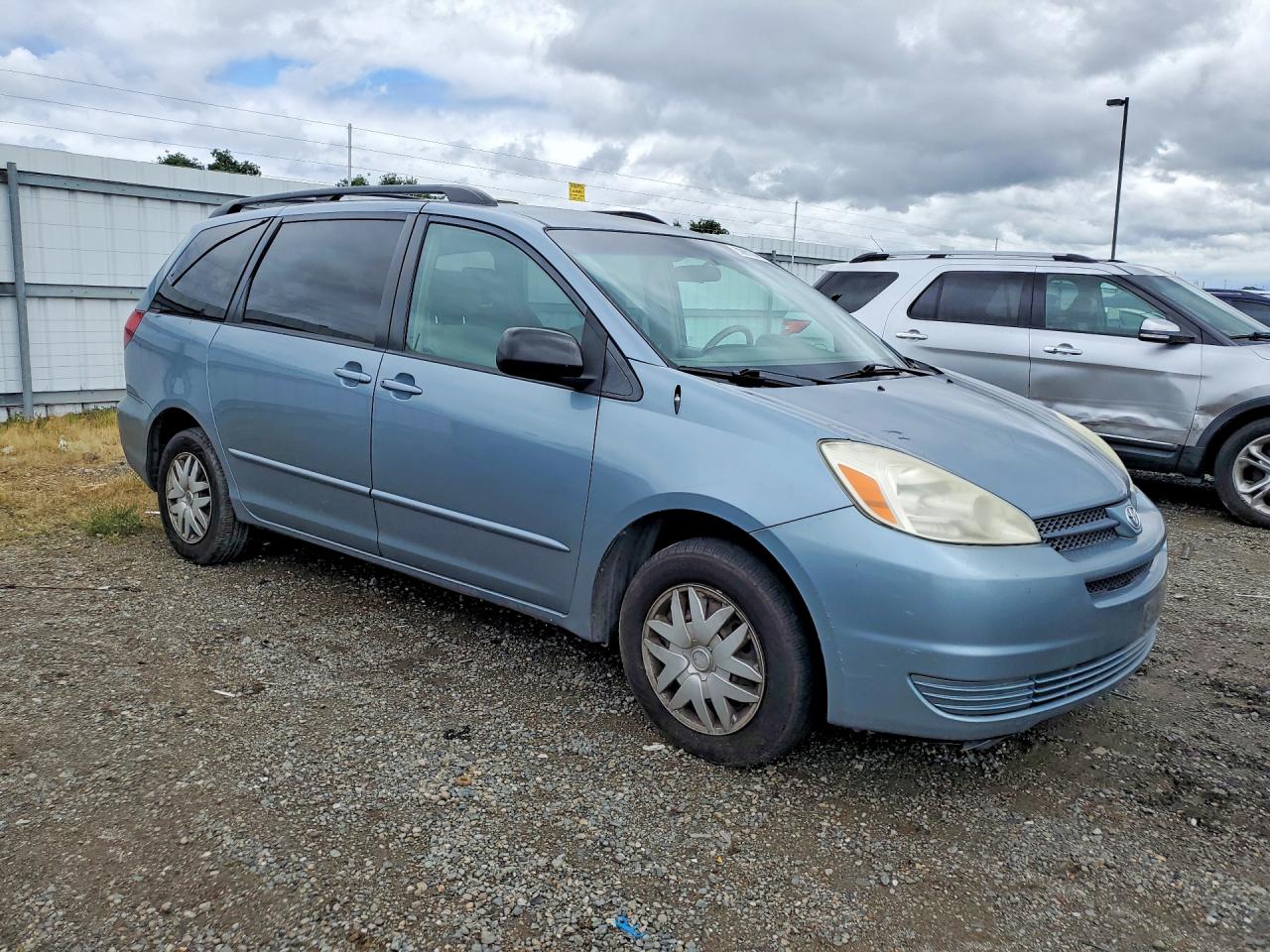 Toyota Sienna Le 8 Passenger