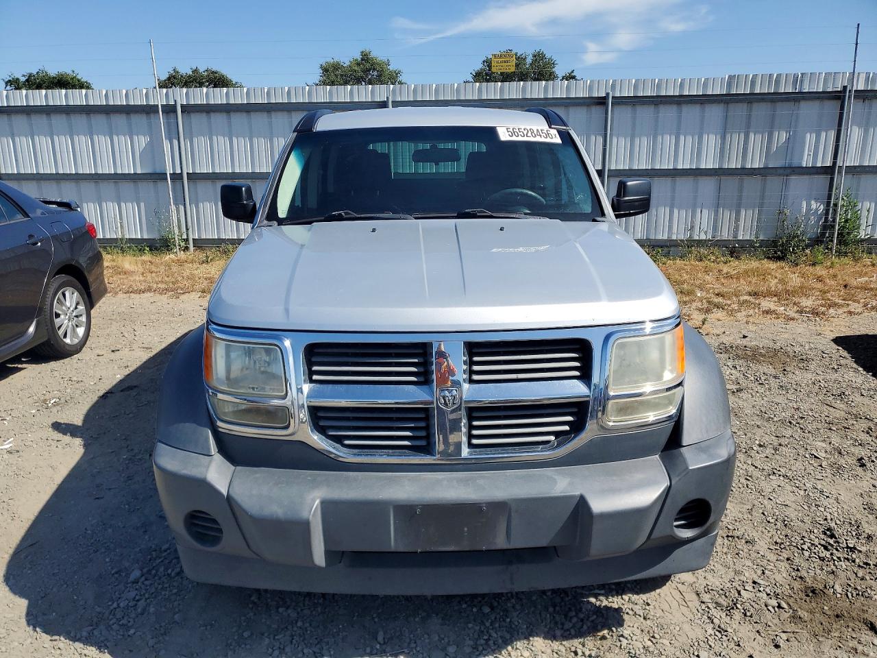 Dodge Nitro Sxt