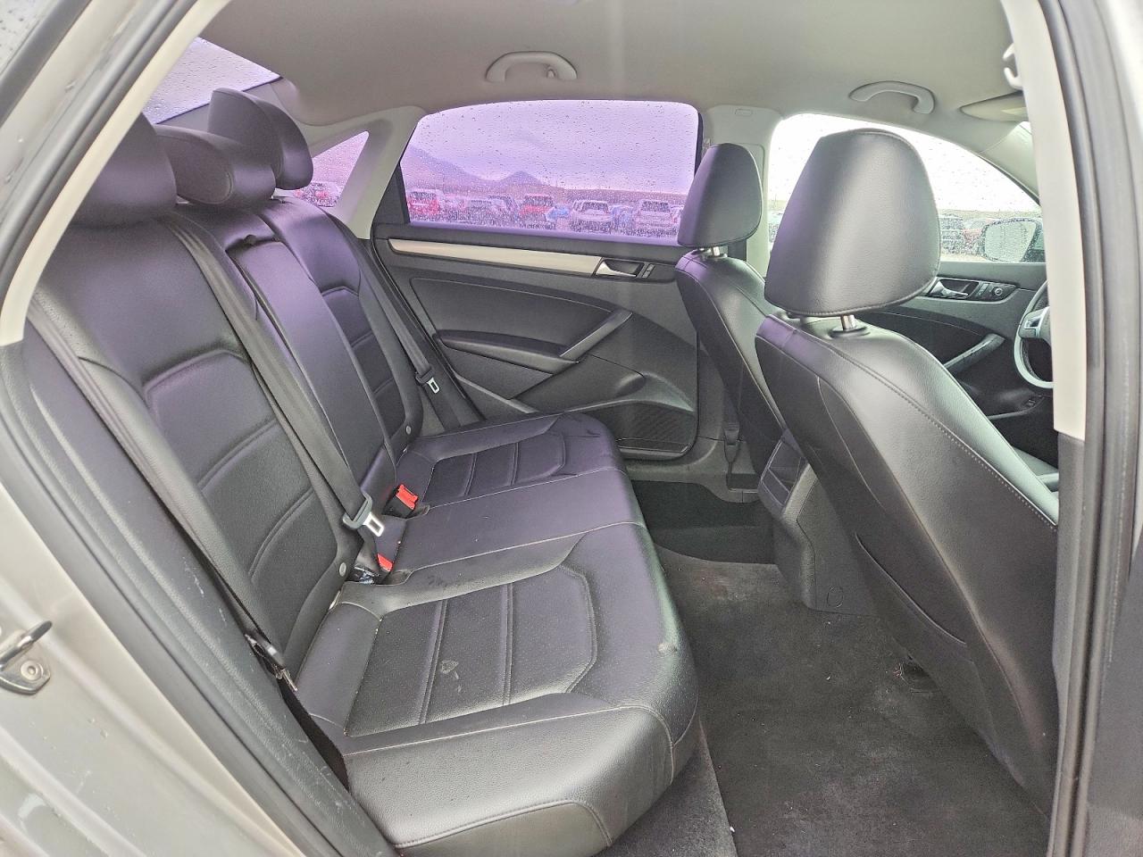 Volkswagen Passat S