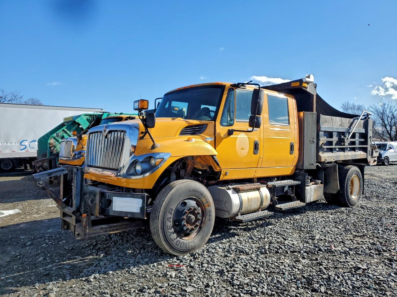 International 7000 7500