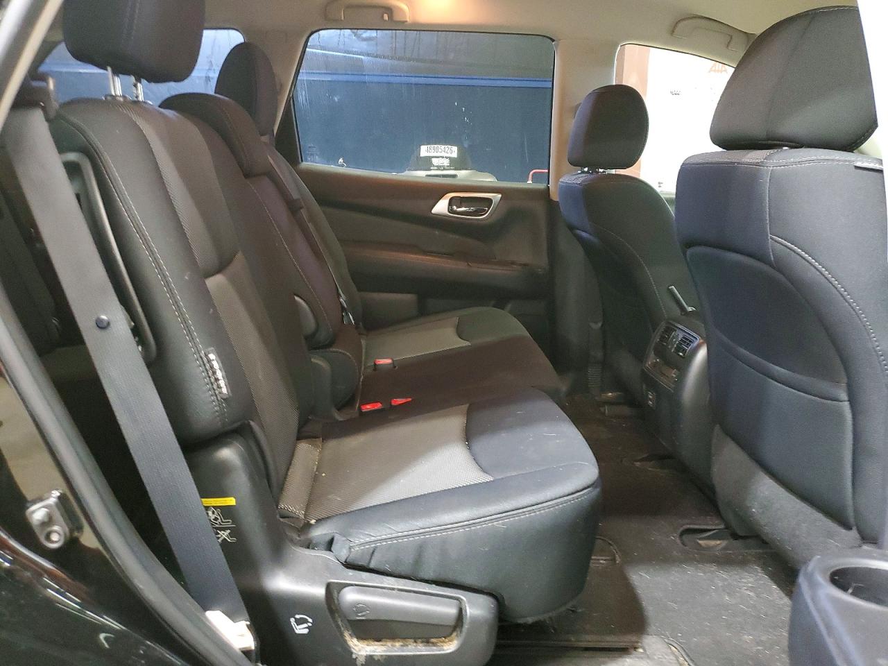 Nissan Pathfinder S