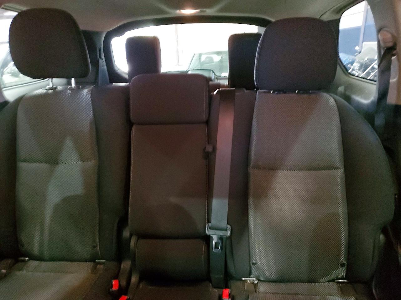Nissan Pathfinder S