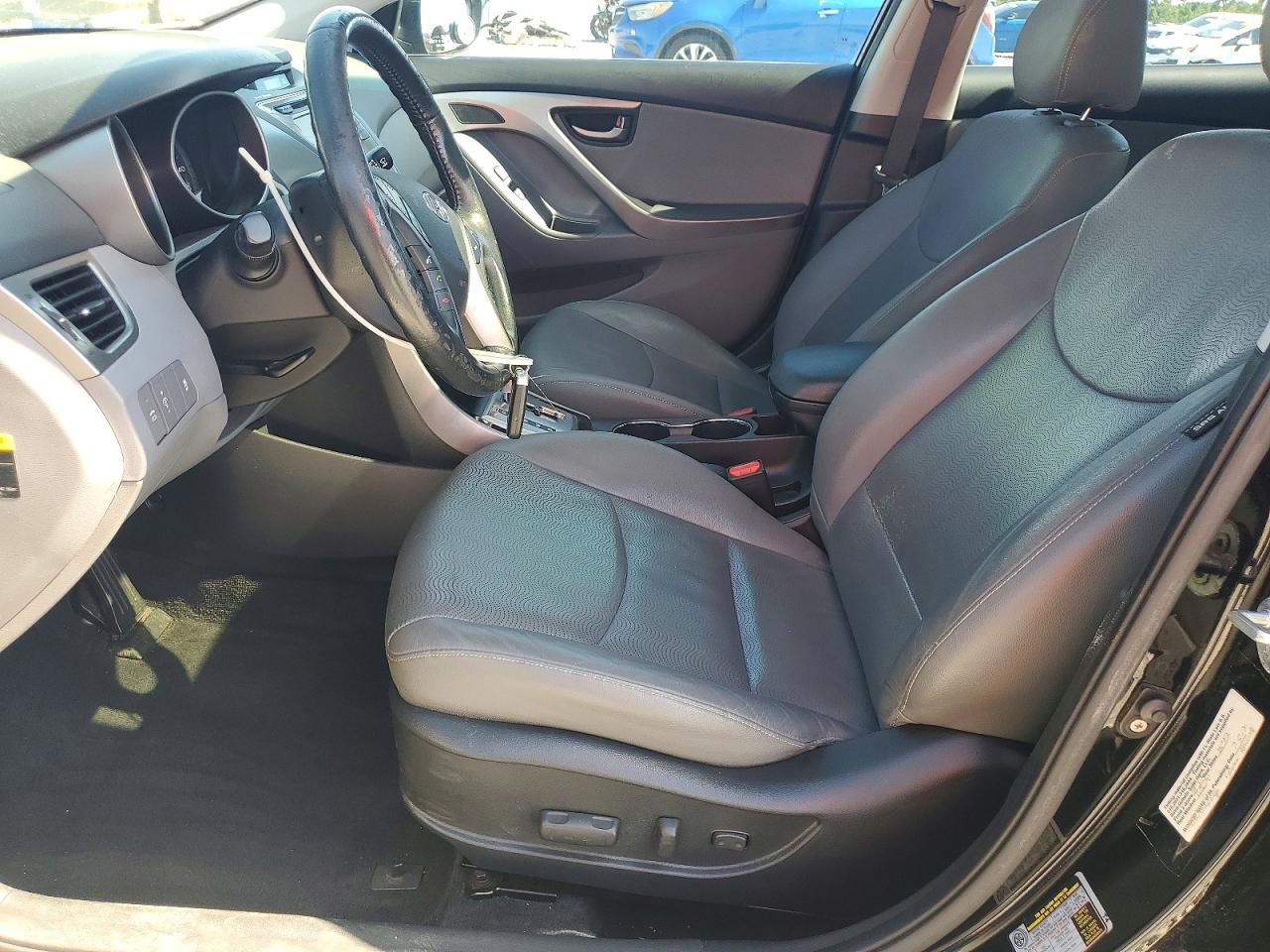 Hyundai ELANTRA Limited