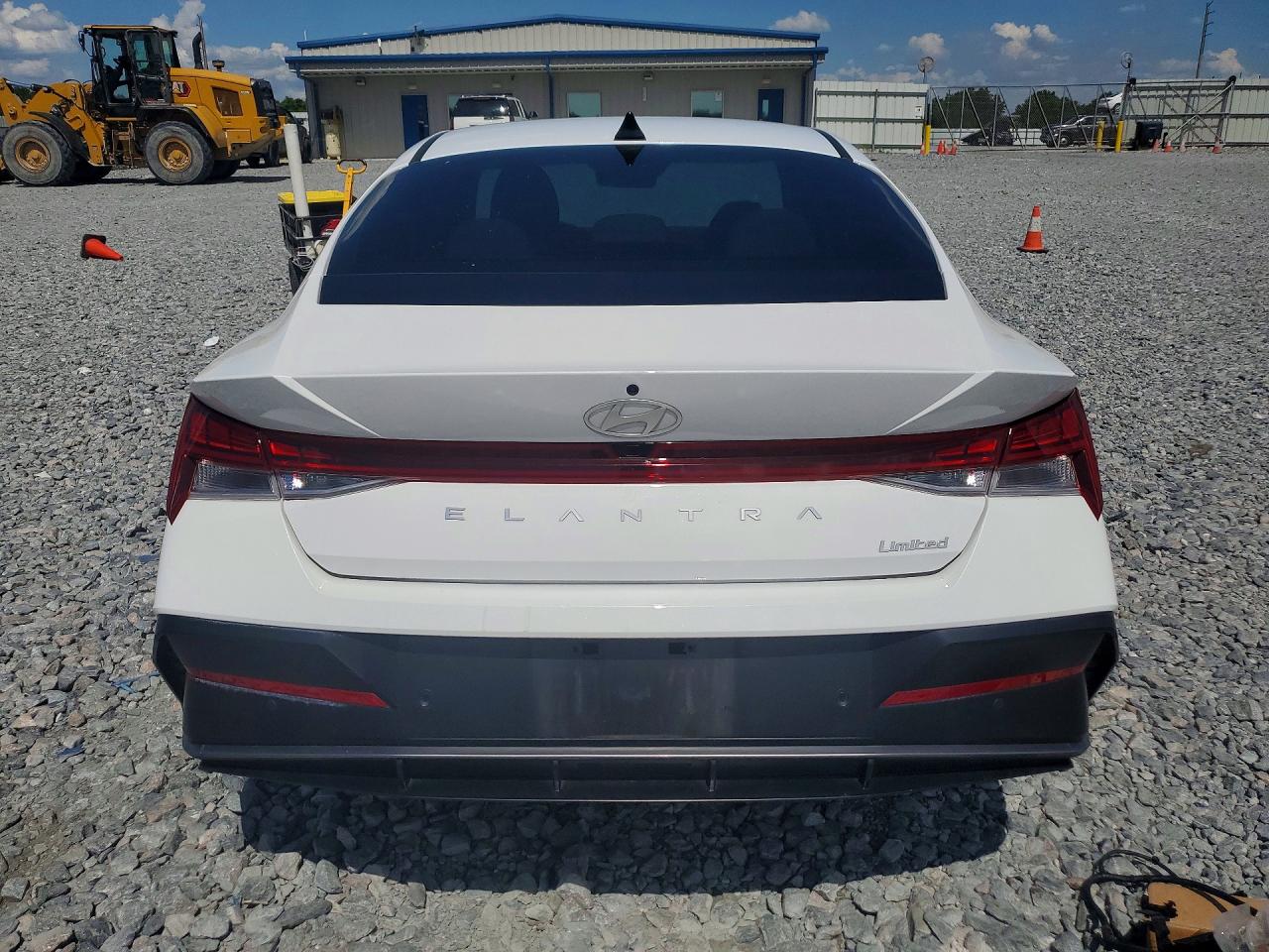 Hyundai ELANTRA Limited