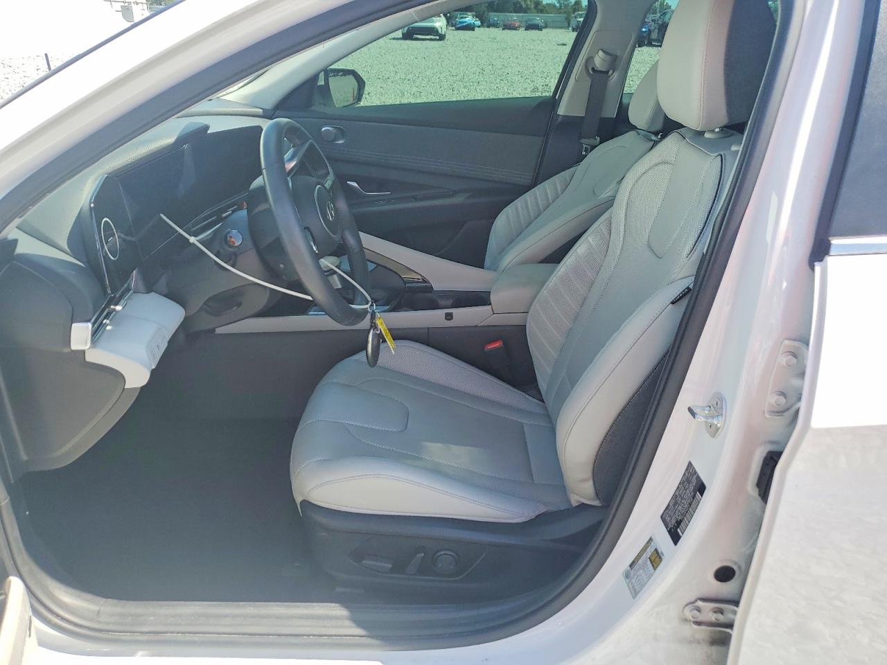 Hyundai ELANTRA Limited