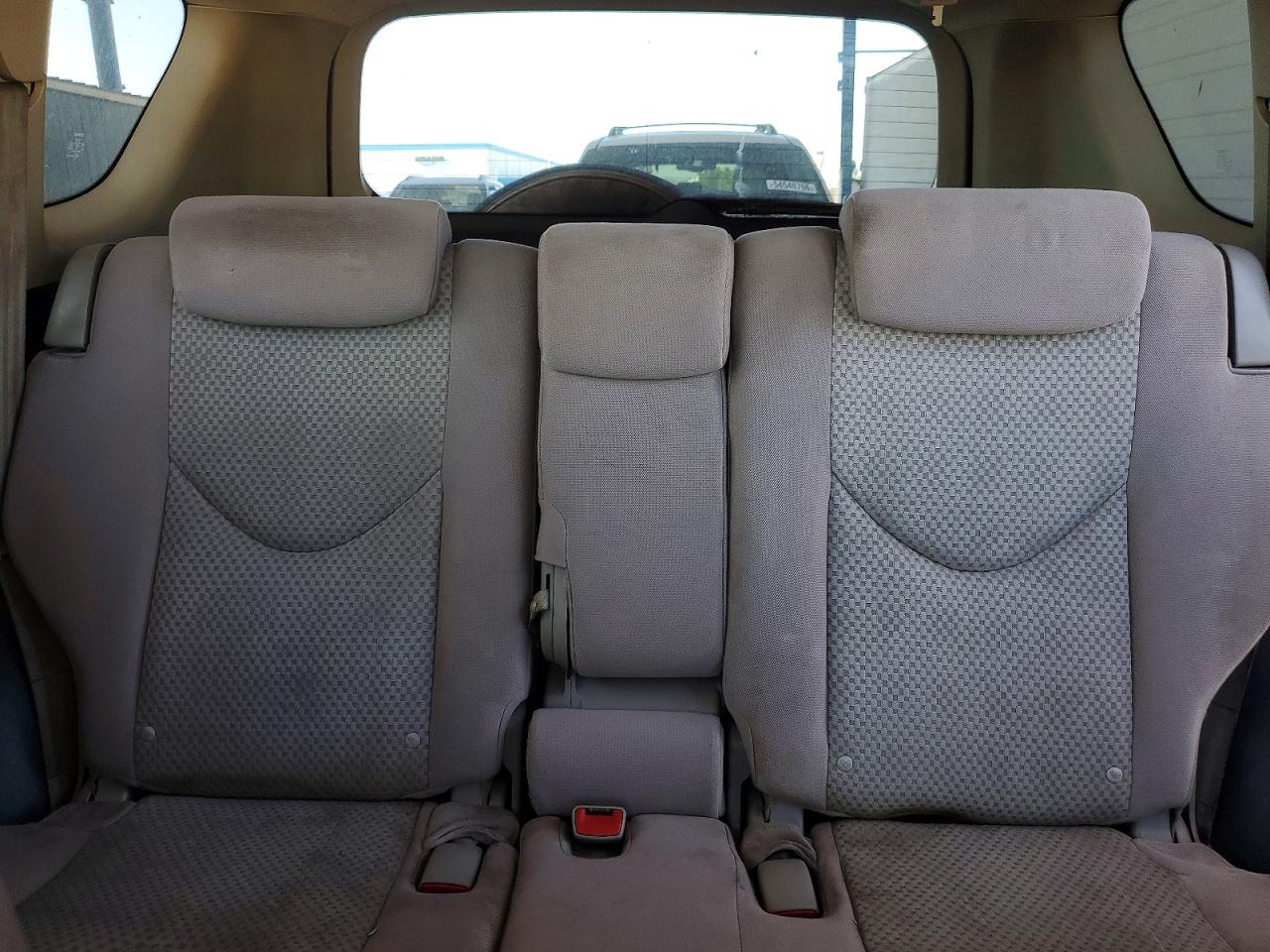 Toyota RAV4 Base