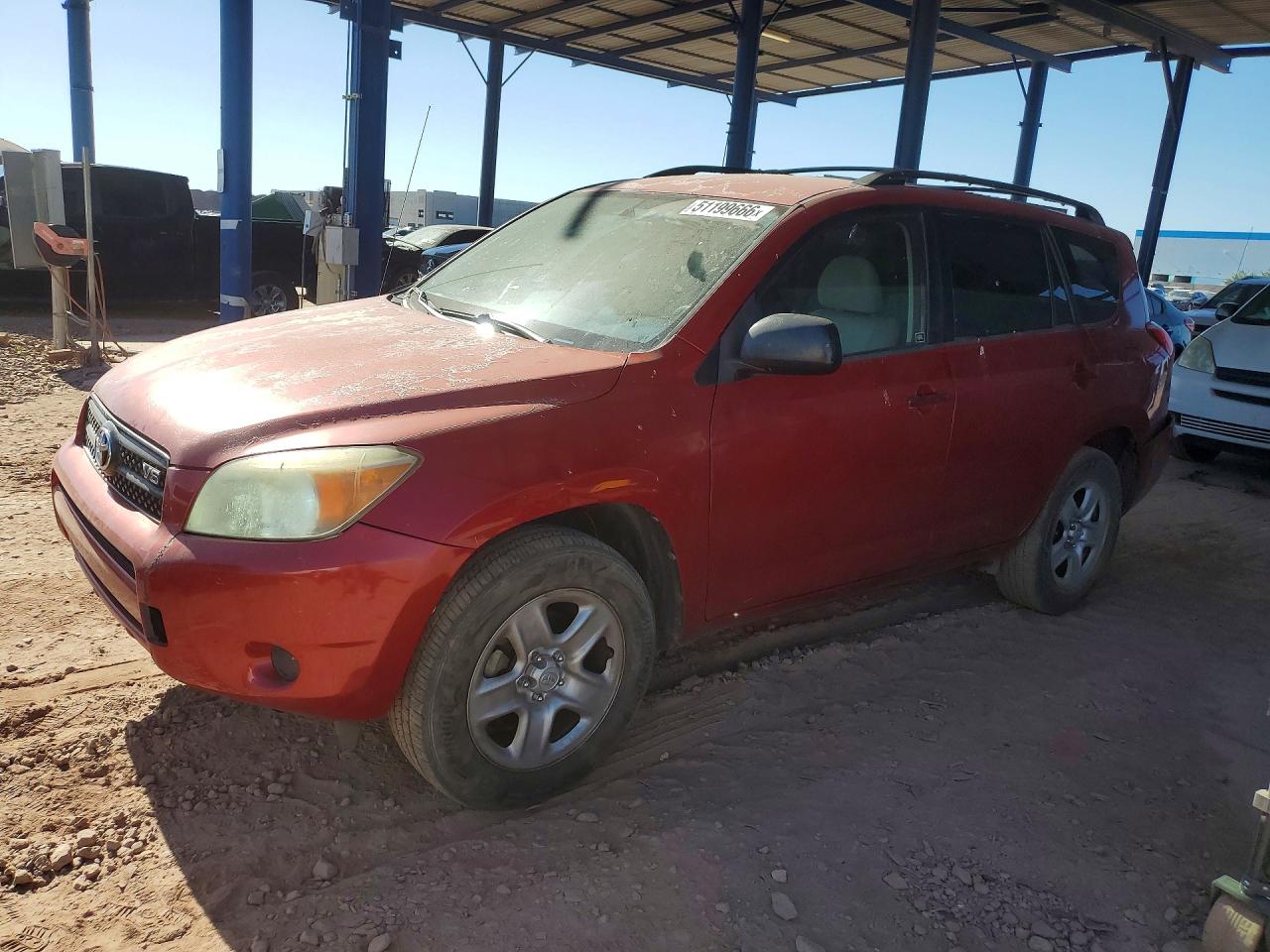Salvage Toyota RAV4 Image