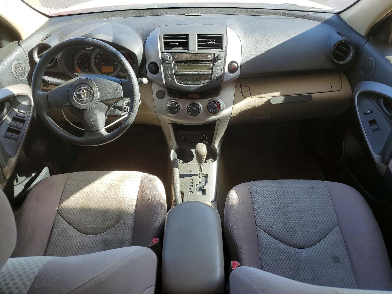 Toyota RAV4 Base