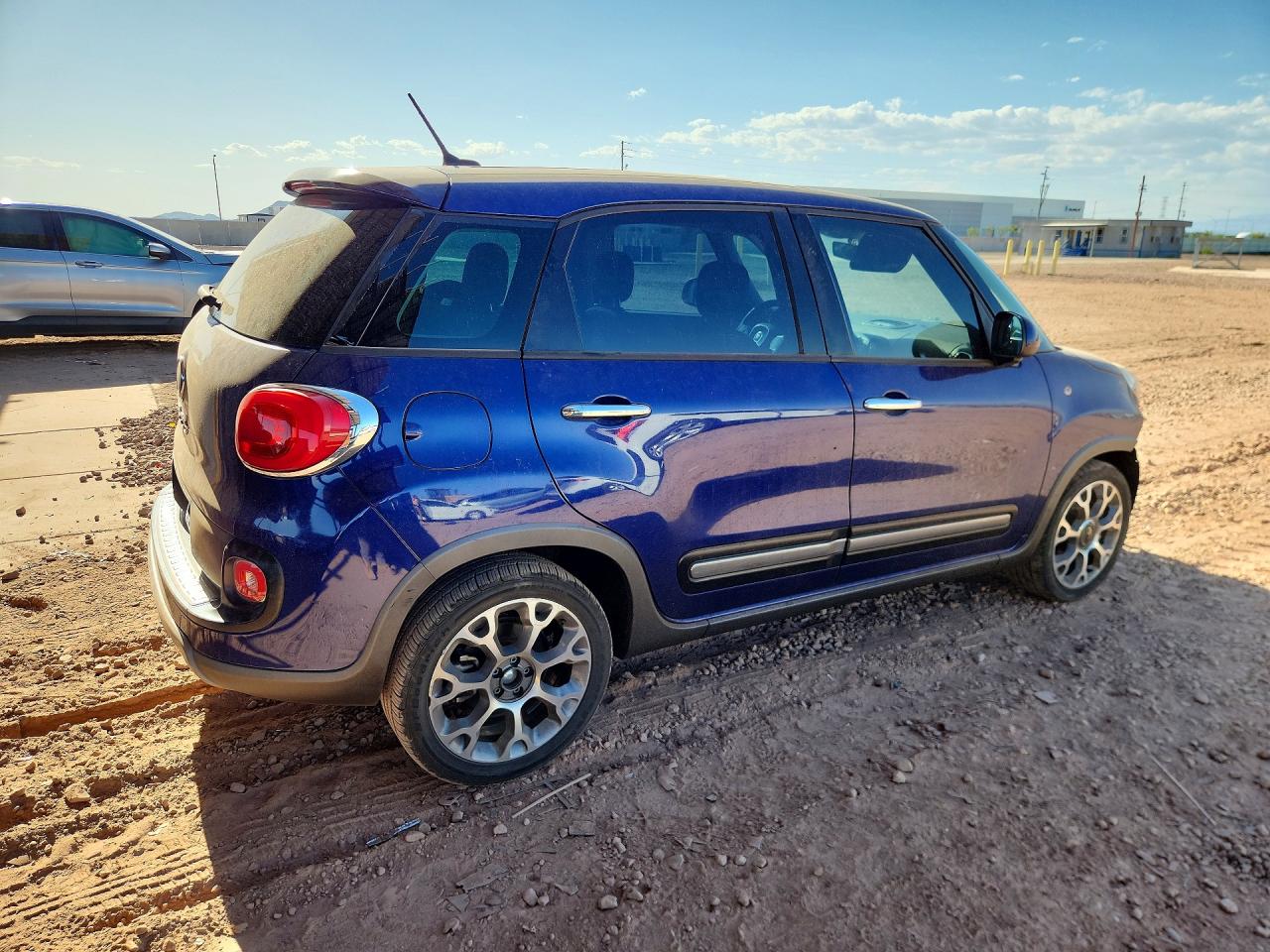 FIAT 500 Trekking