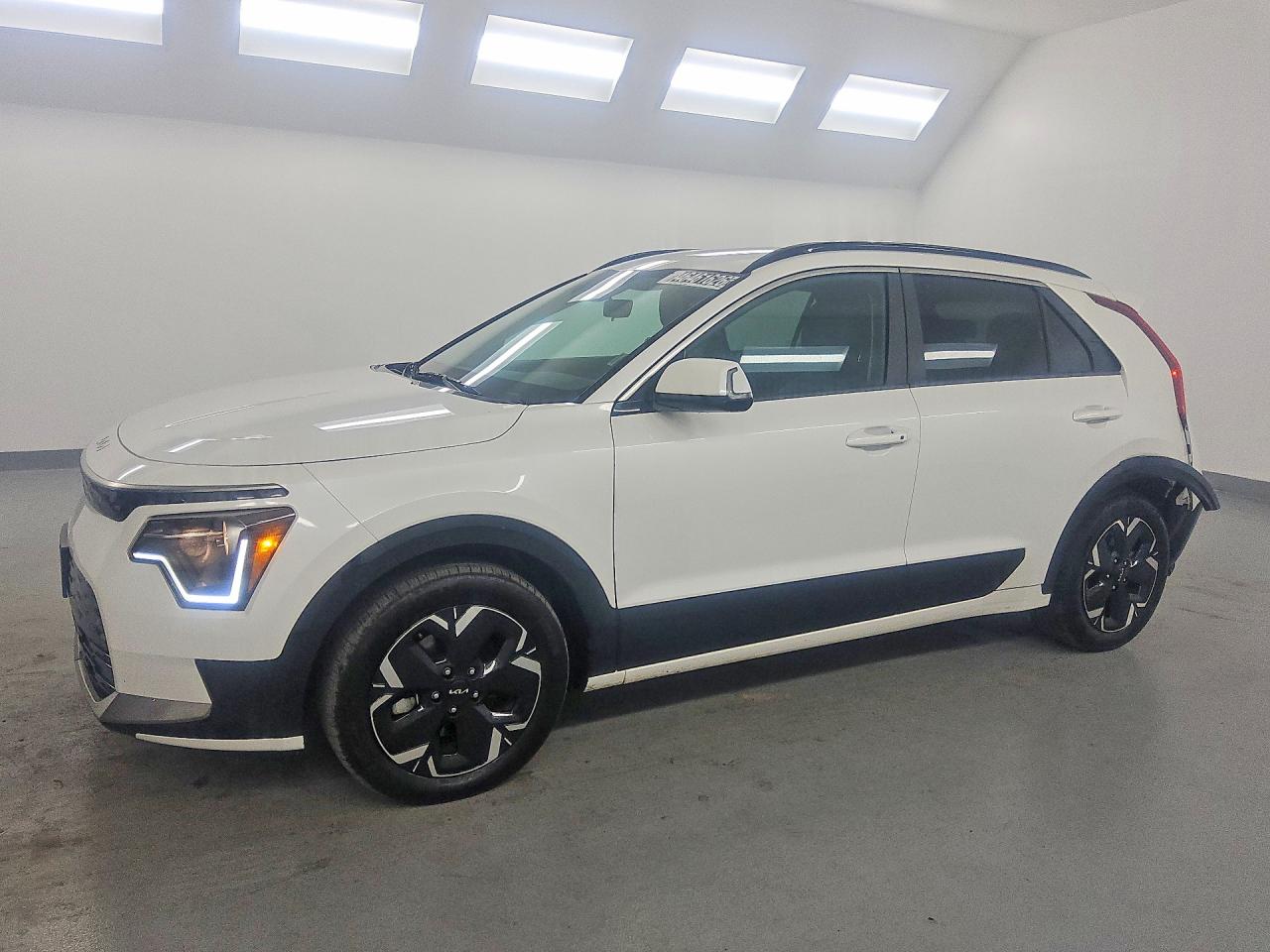 Salvage Kia Other Image