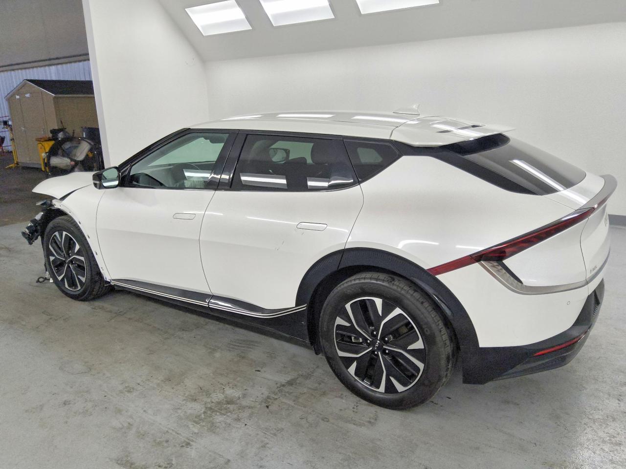 Kia EV6 Wind