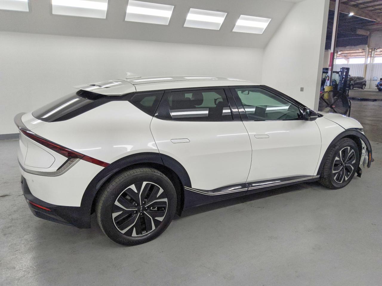 Kia EV6 Wind