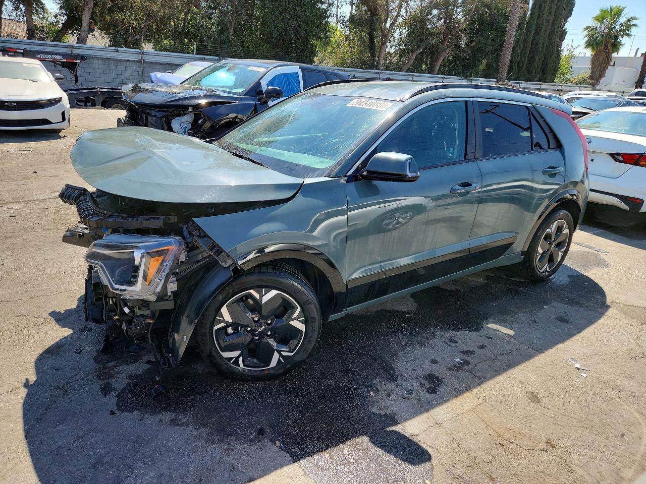 Salvage Kia Other Image