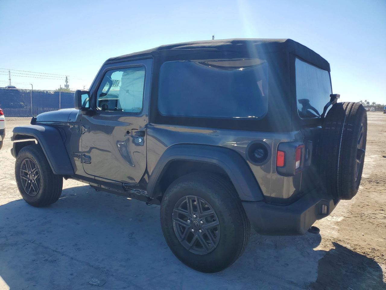 Jeep Wrangler Sport