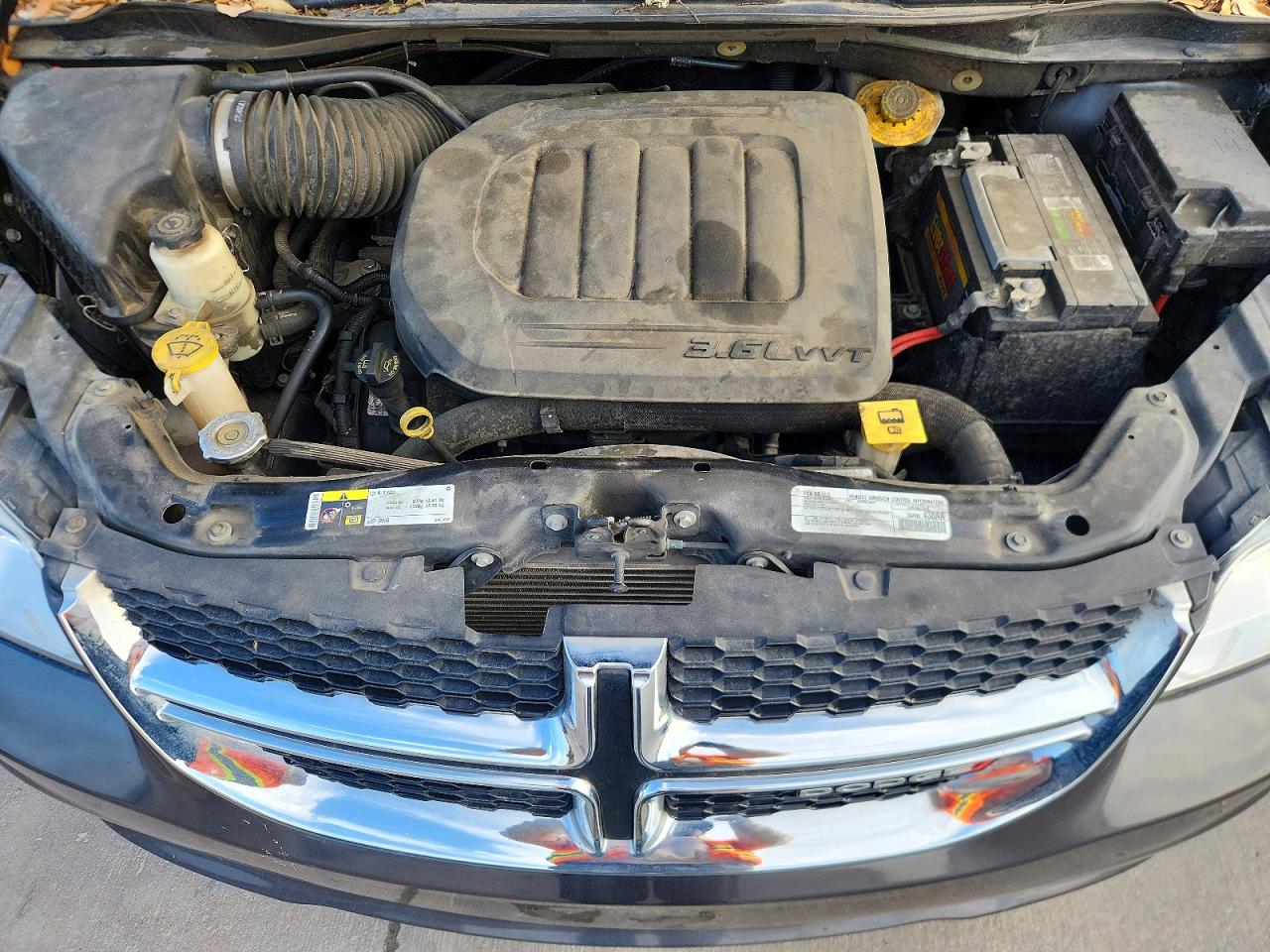 Dodge Caravan Sxt