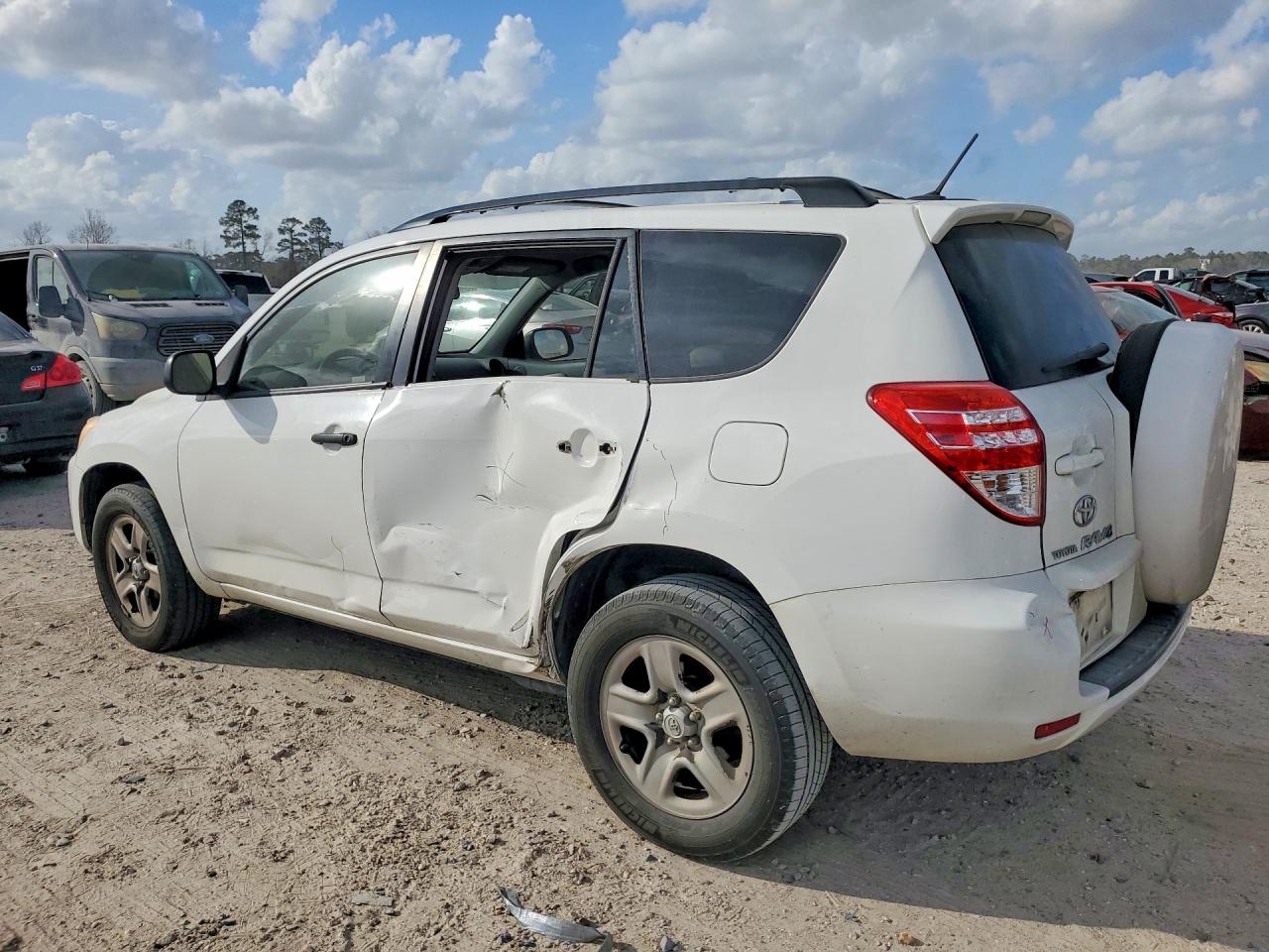 Toyota RAV4 Base