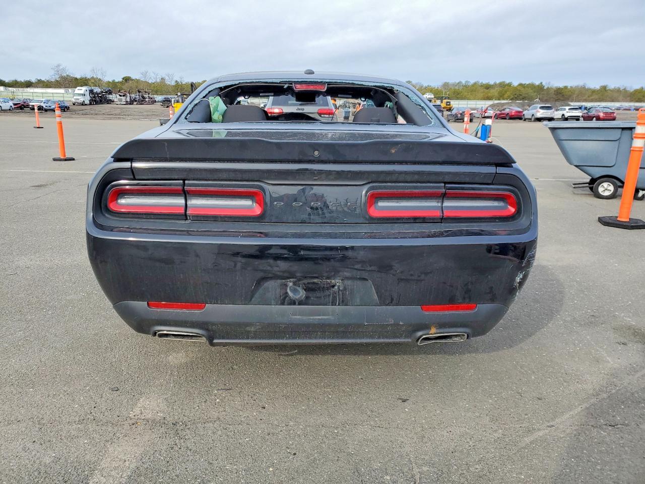 Dodge Challenger Sxt