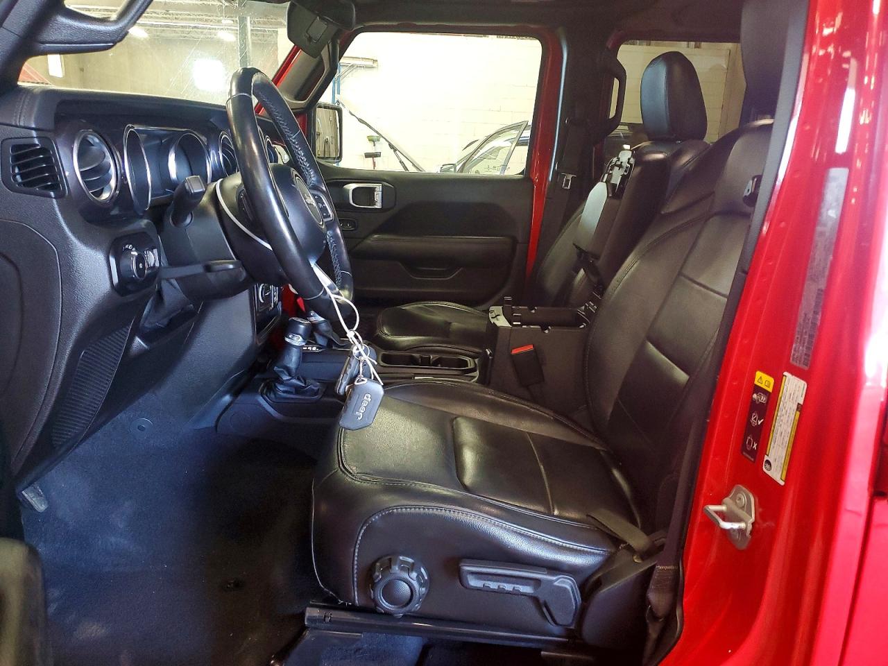 Jeep Wrangler Sahara
