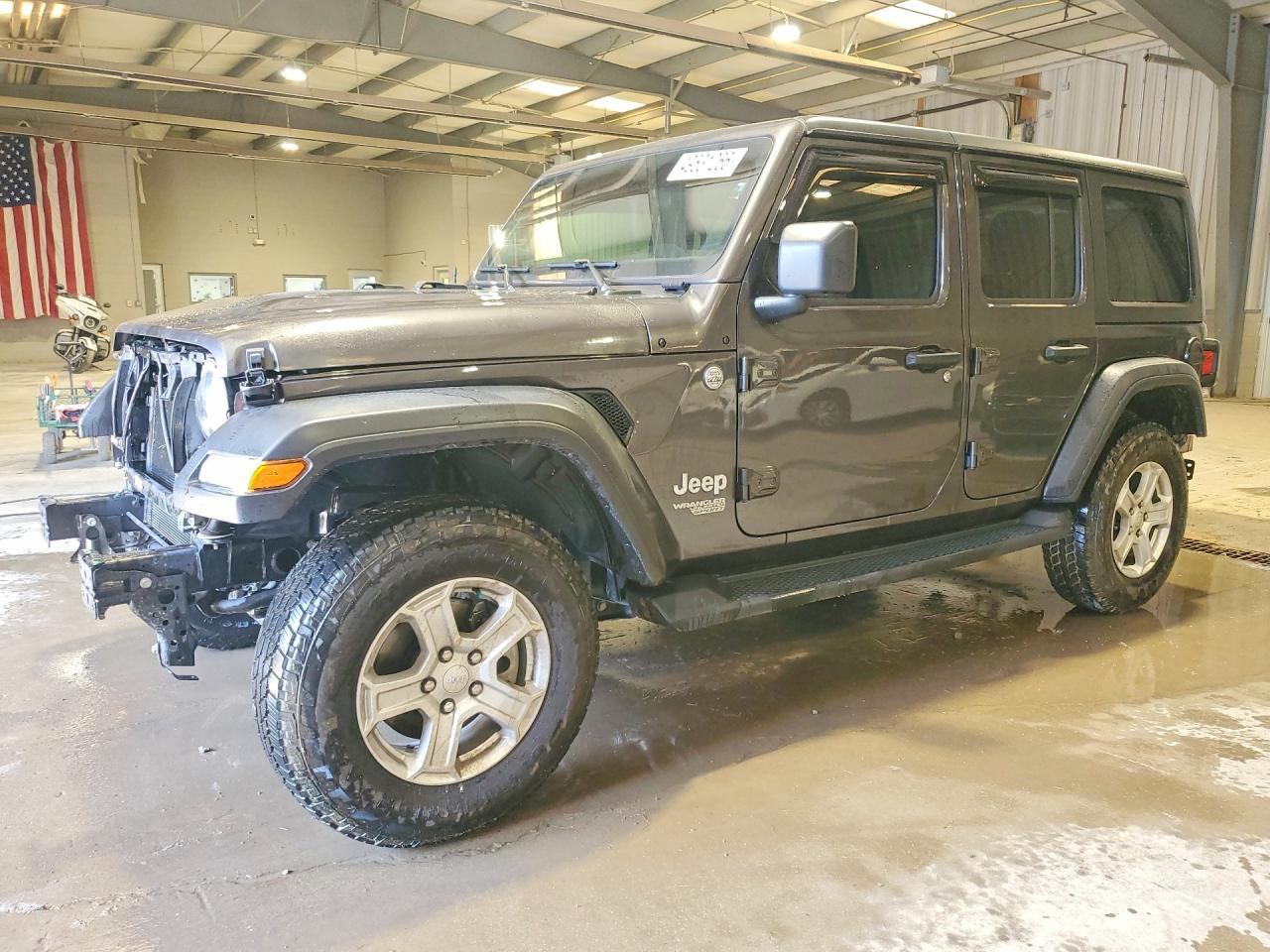 Salvage Jeep Wrangler Image