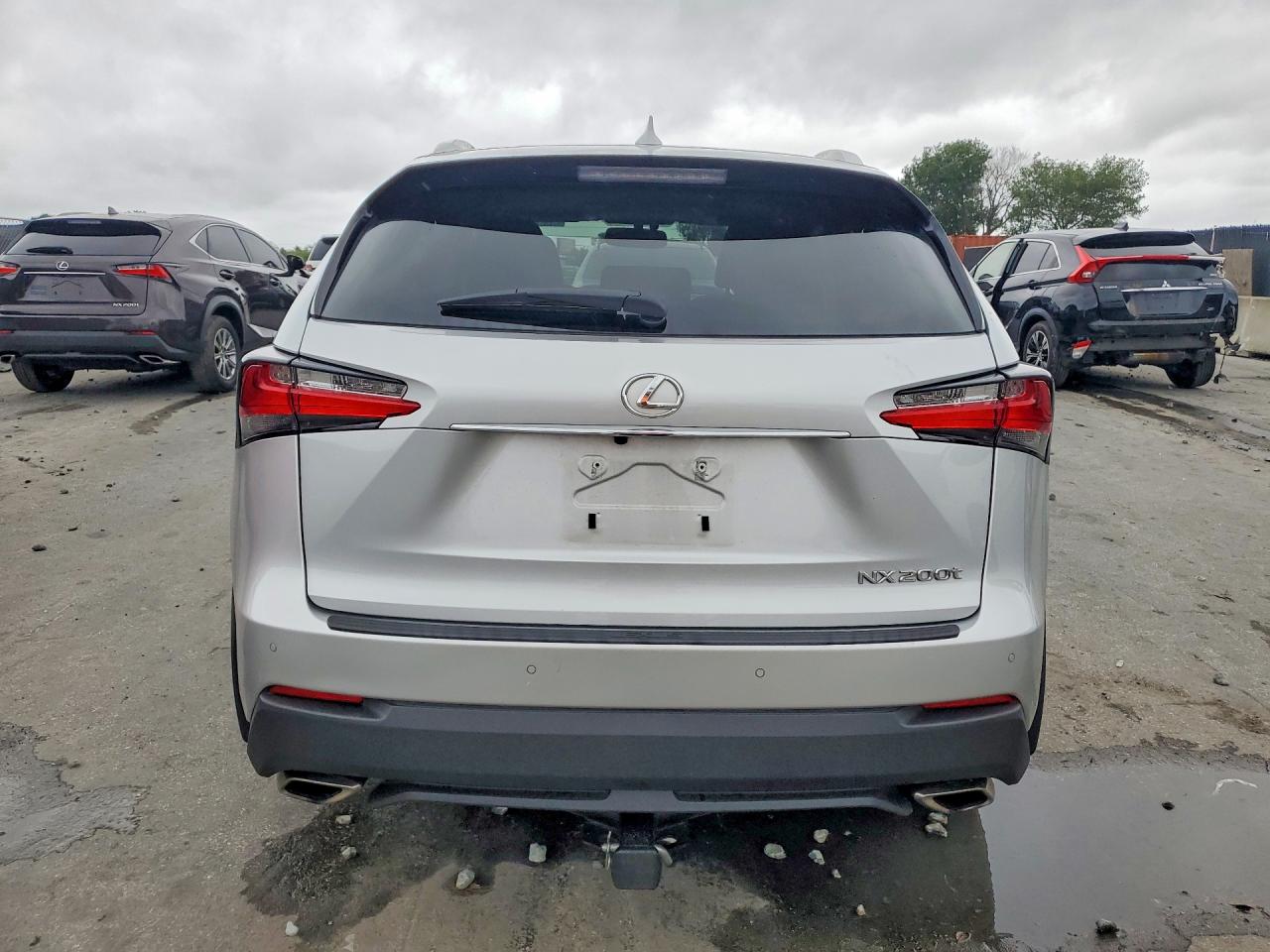 Lexus NX Base