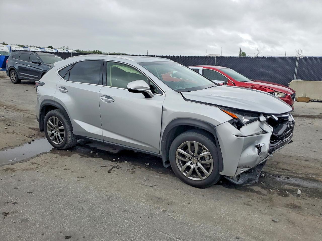Lexus NX Base