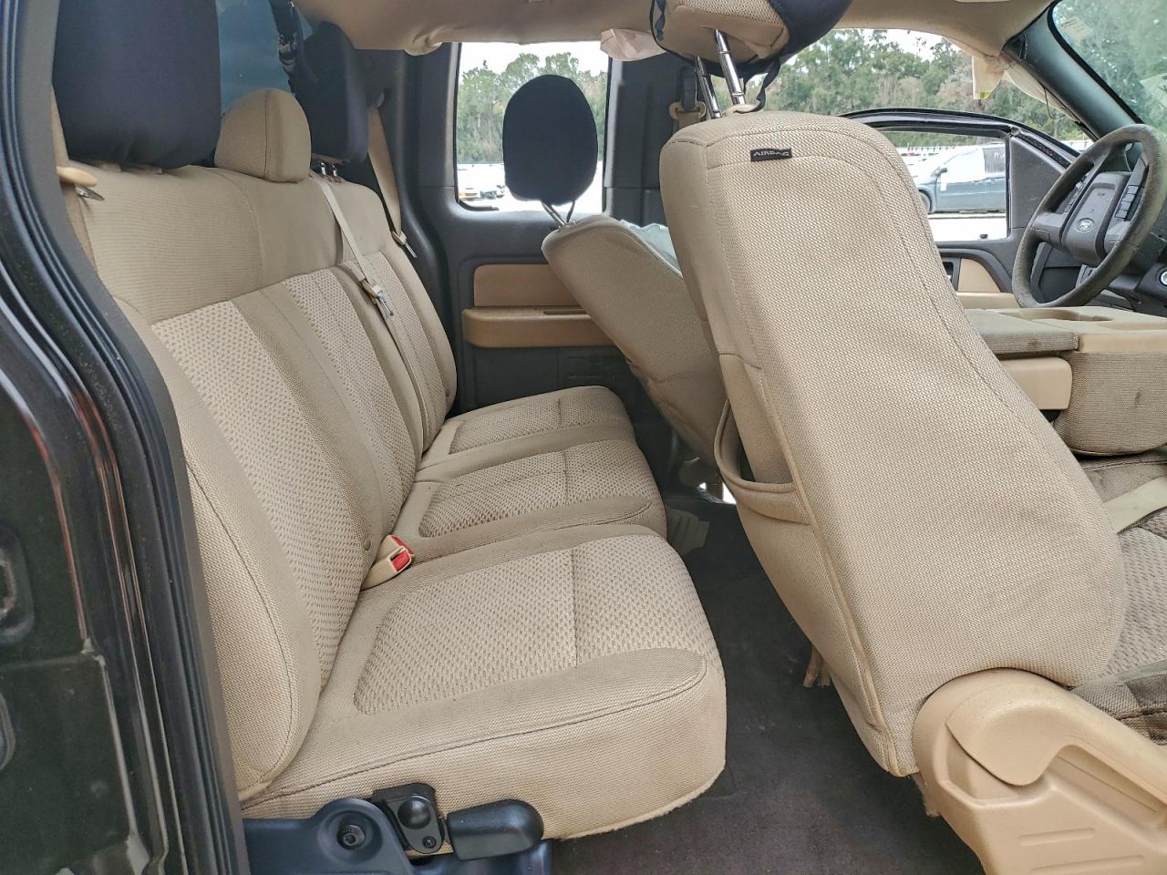 Ford F-150 Super Cab