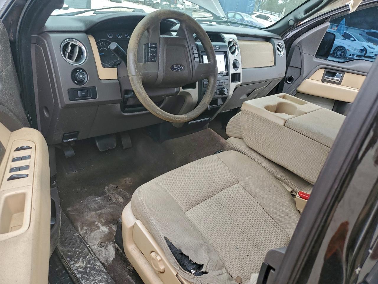 Ford F-150 Super Cab