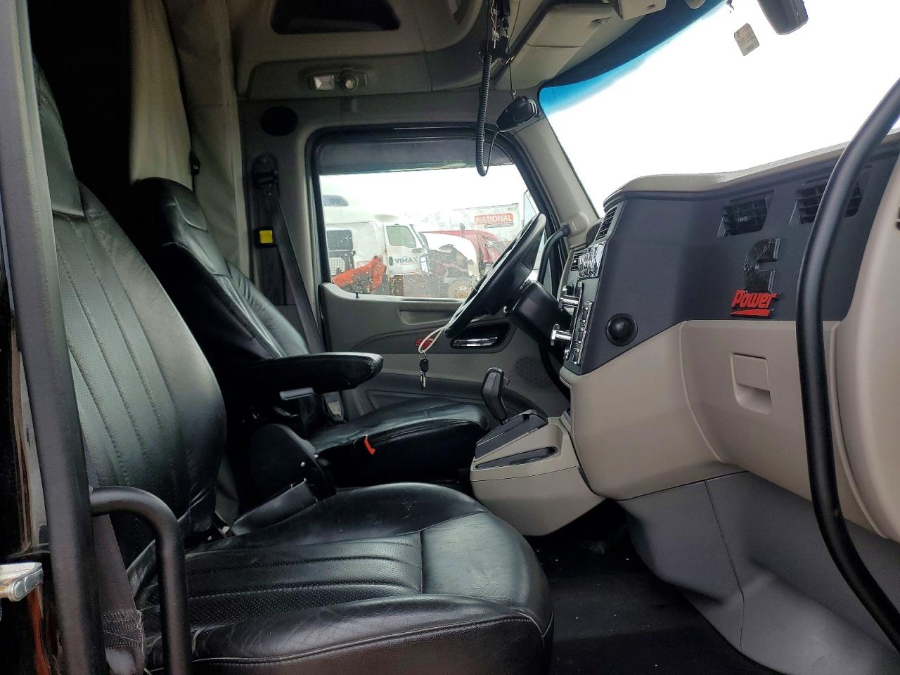 Peterbilt 579