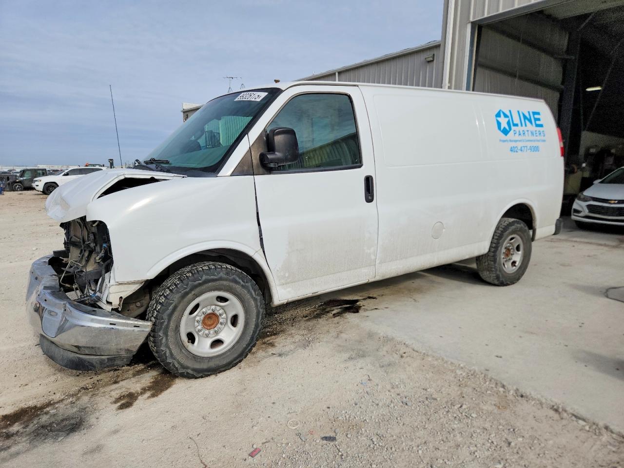Salvage GMC Savana Image