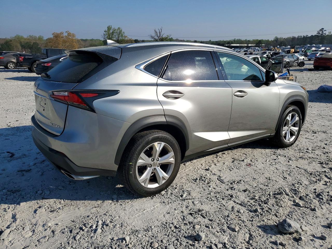 Lexus NX Base