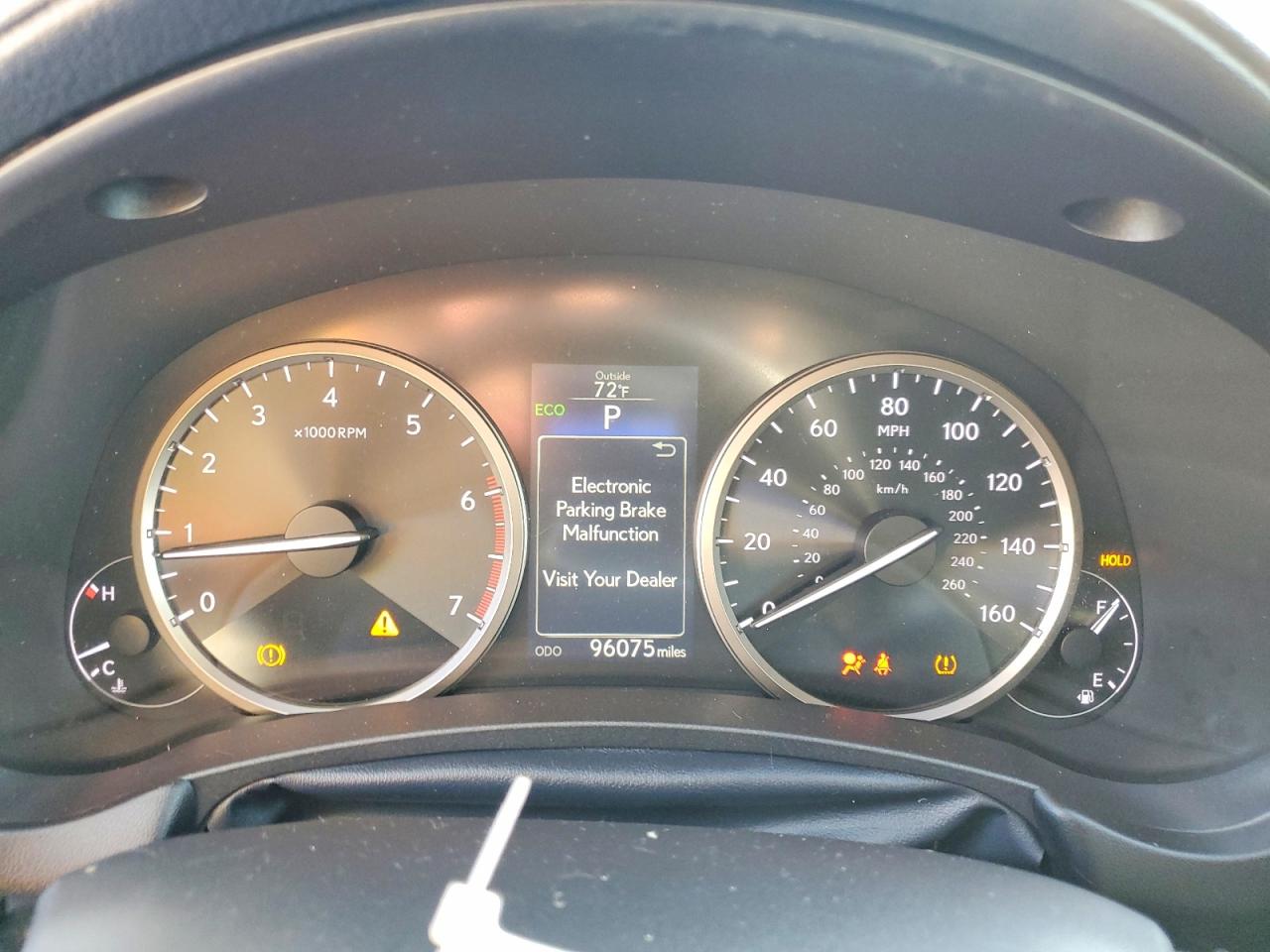 Lexus NX Base