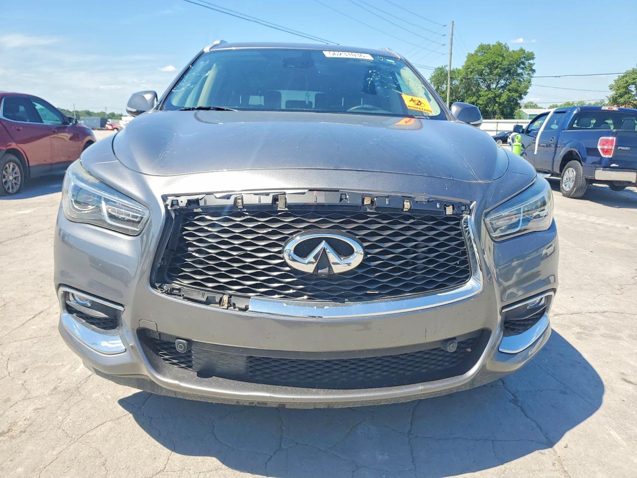 INFINITI Qx Luxe