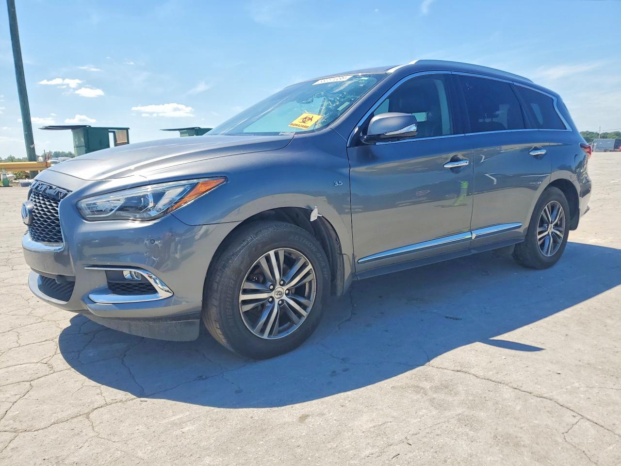 Salvage INFINITI Qx Image