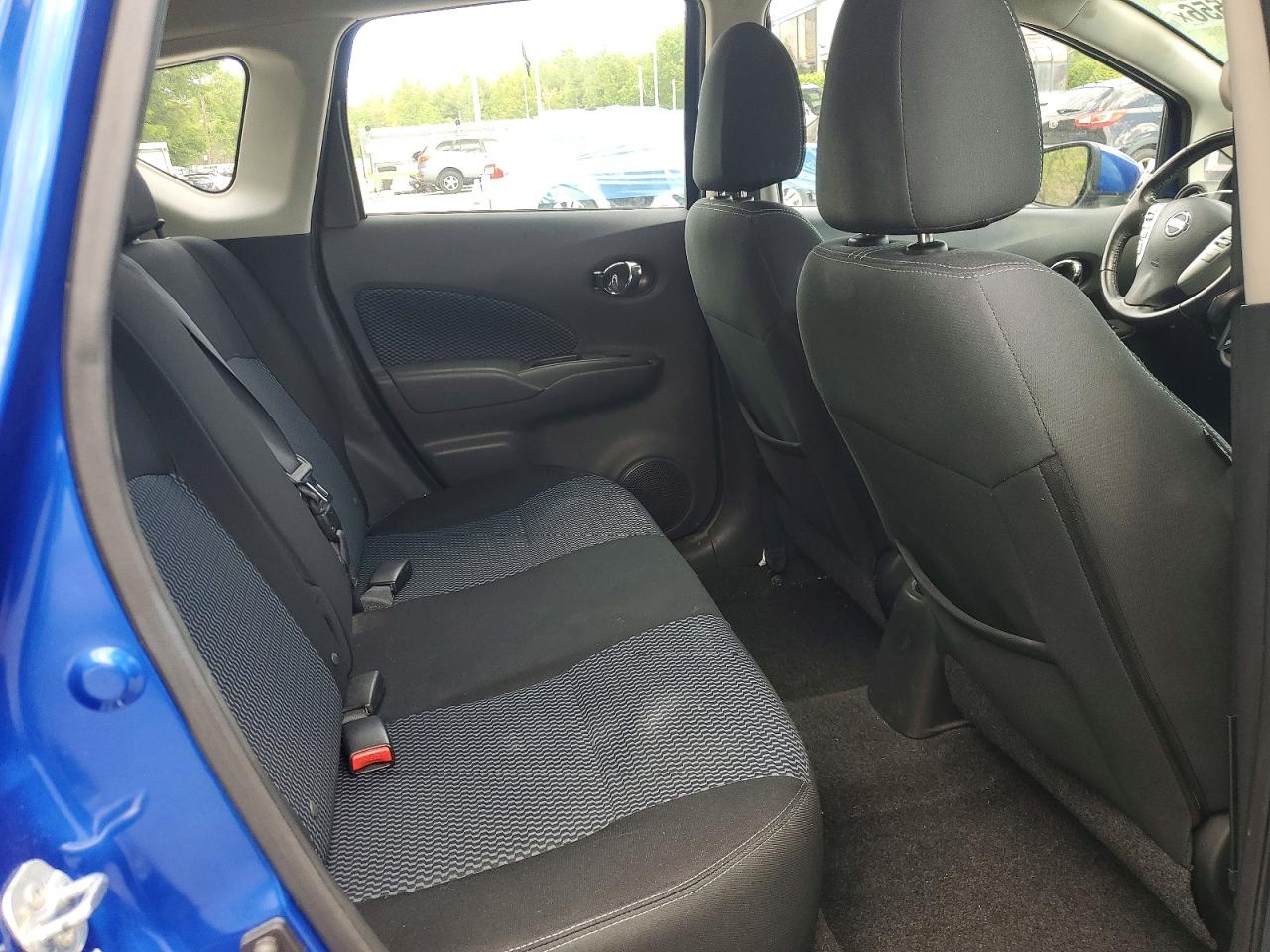 Nissan Versa Sv