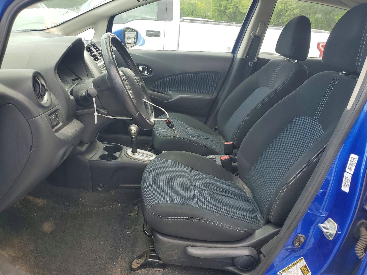 Nissan Versa Sv