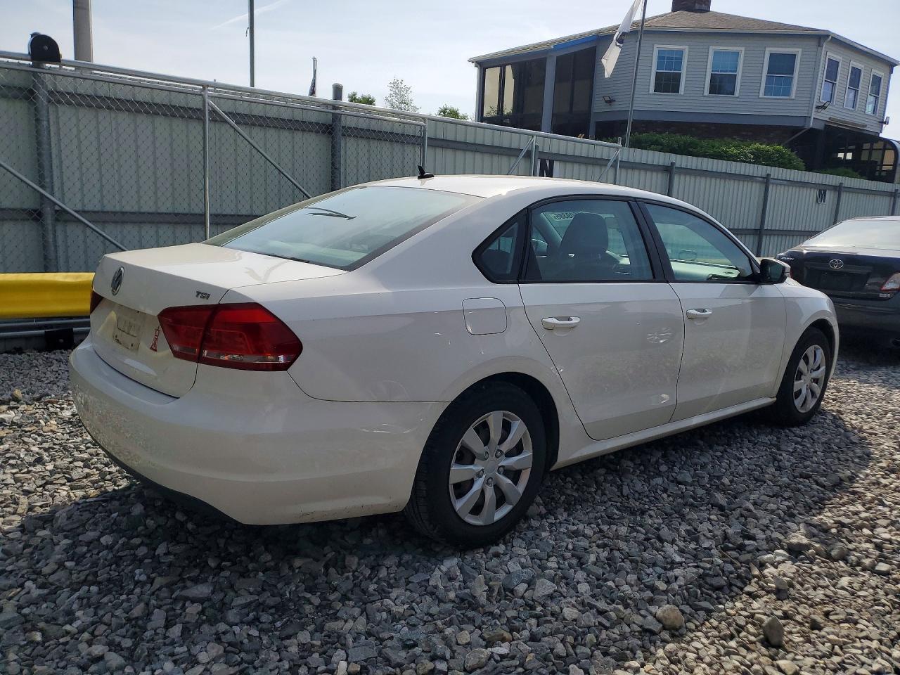 Volkswagen Passat S
