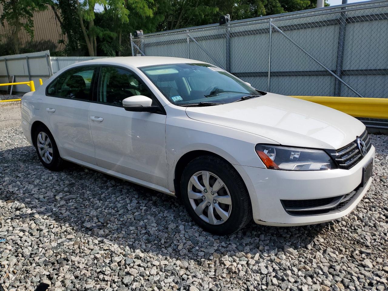 Volkswagen Passat S