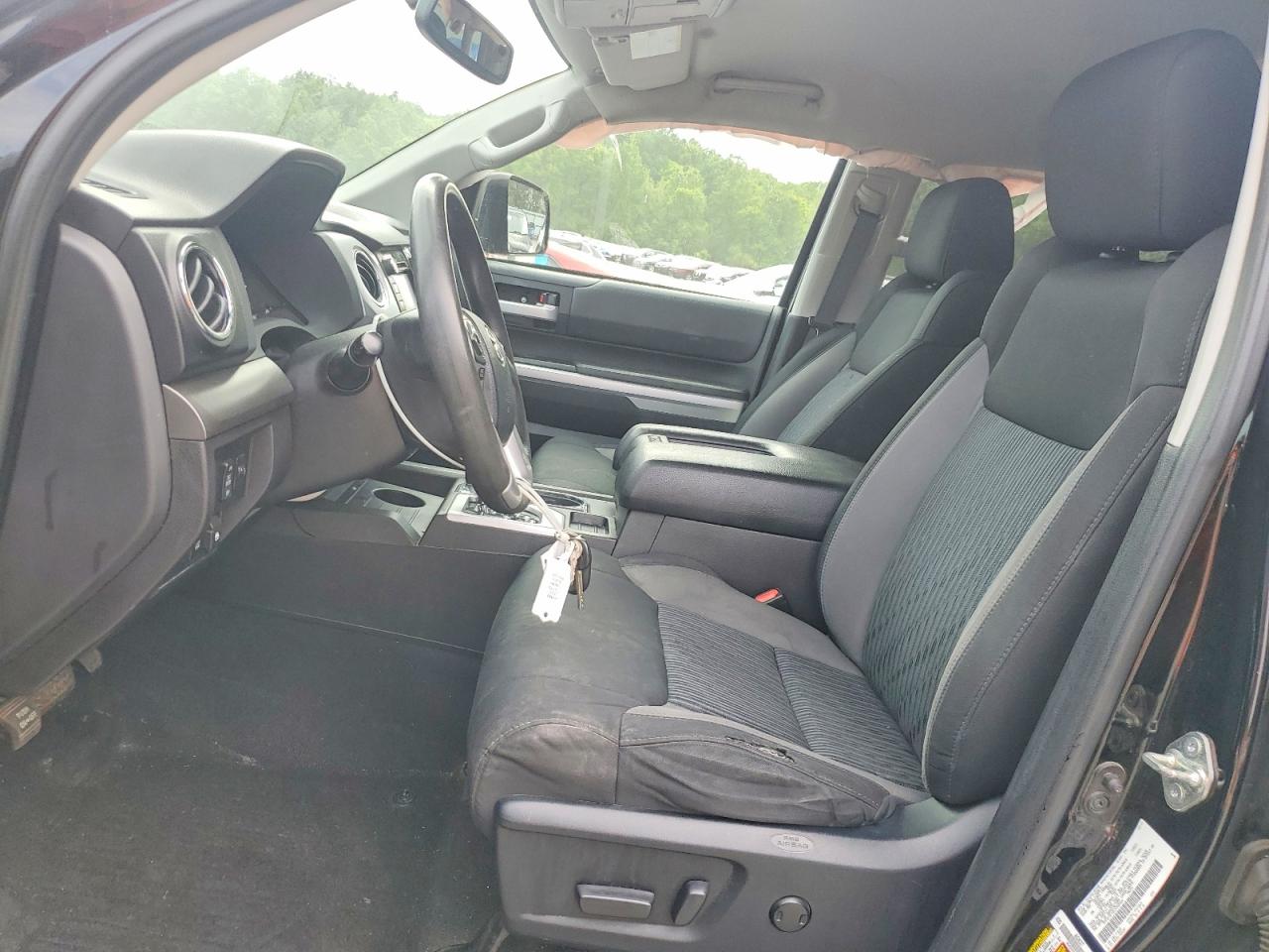 Toyota Tundra Sr5