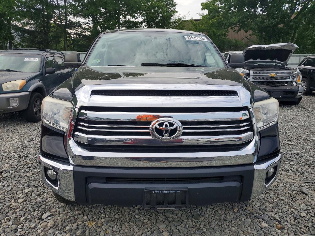 Toyota Tundra Sr5