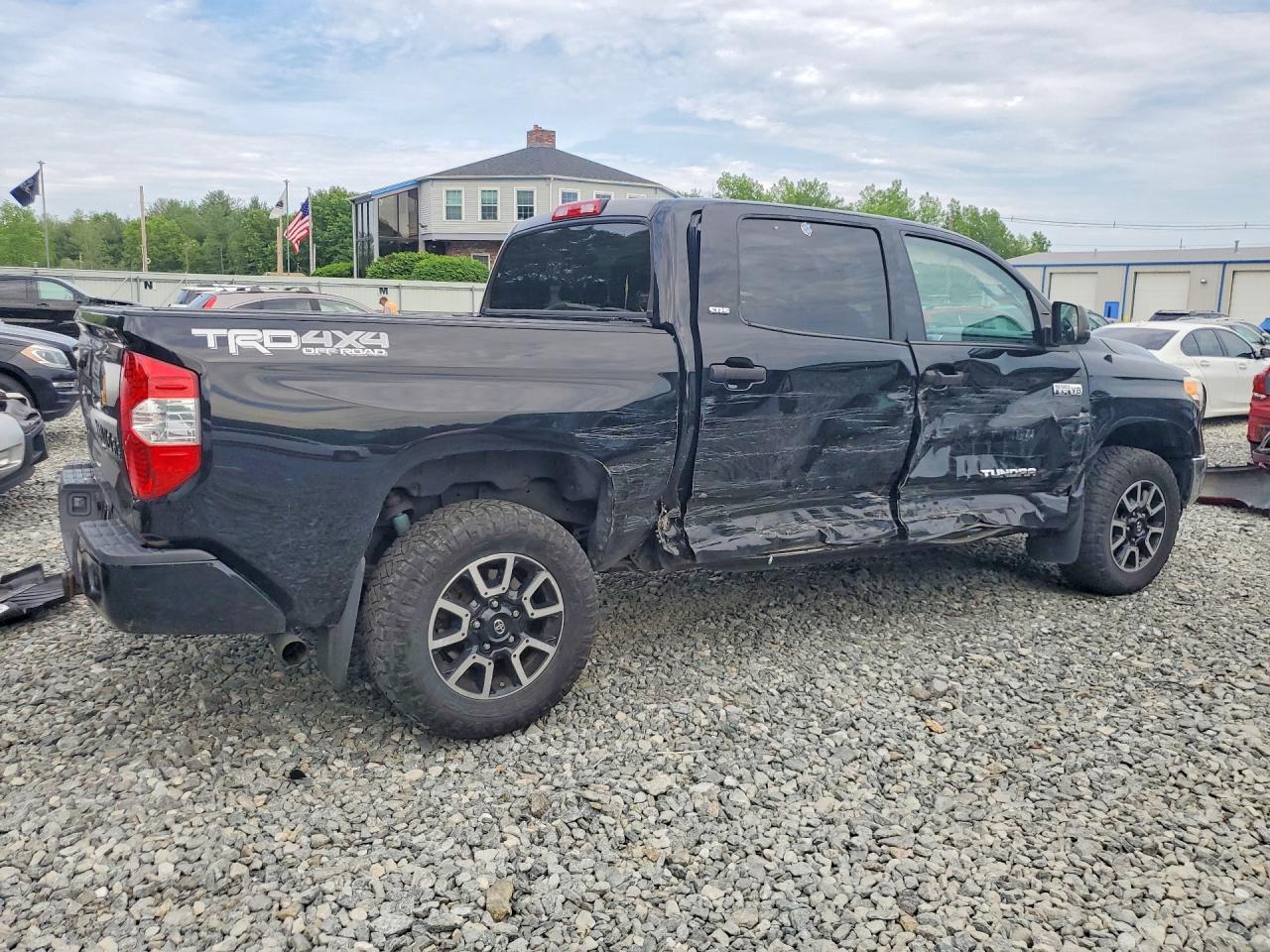 Toyota Tundra Sr5