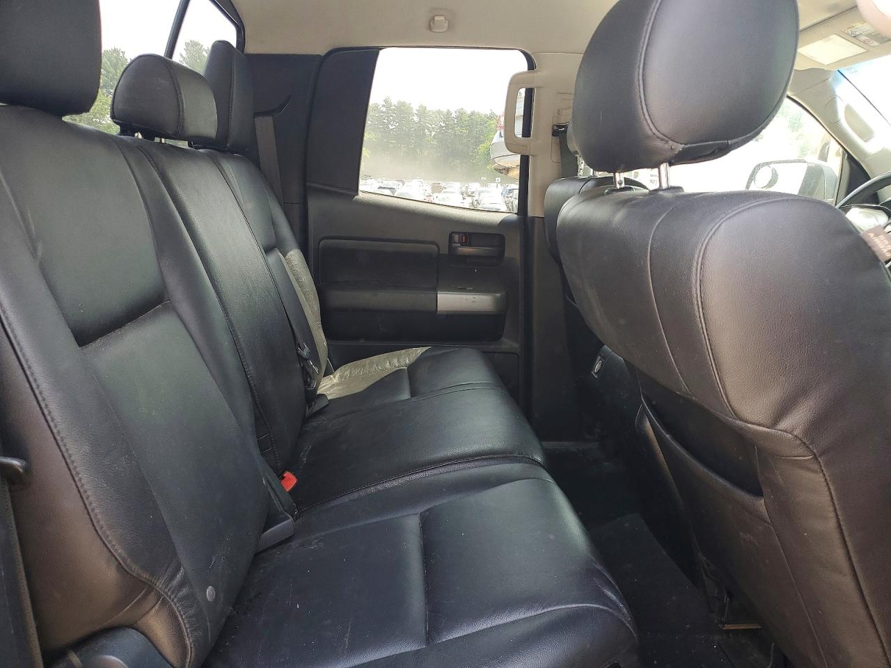Toyota Tundra Double Cab Sr5