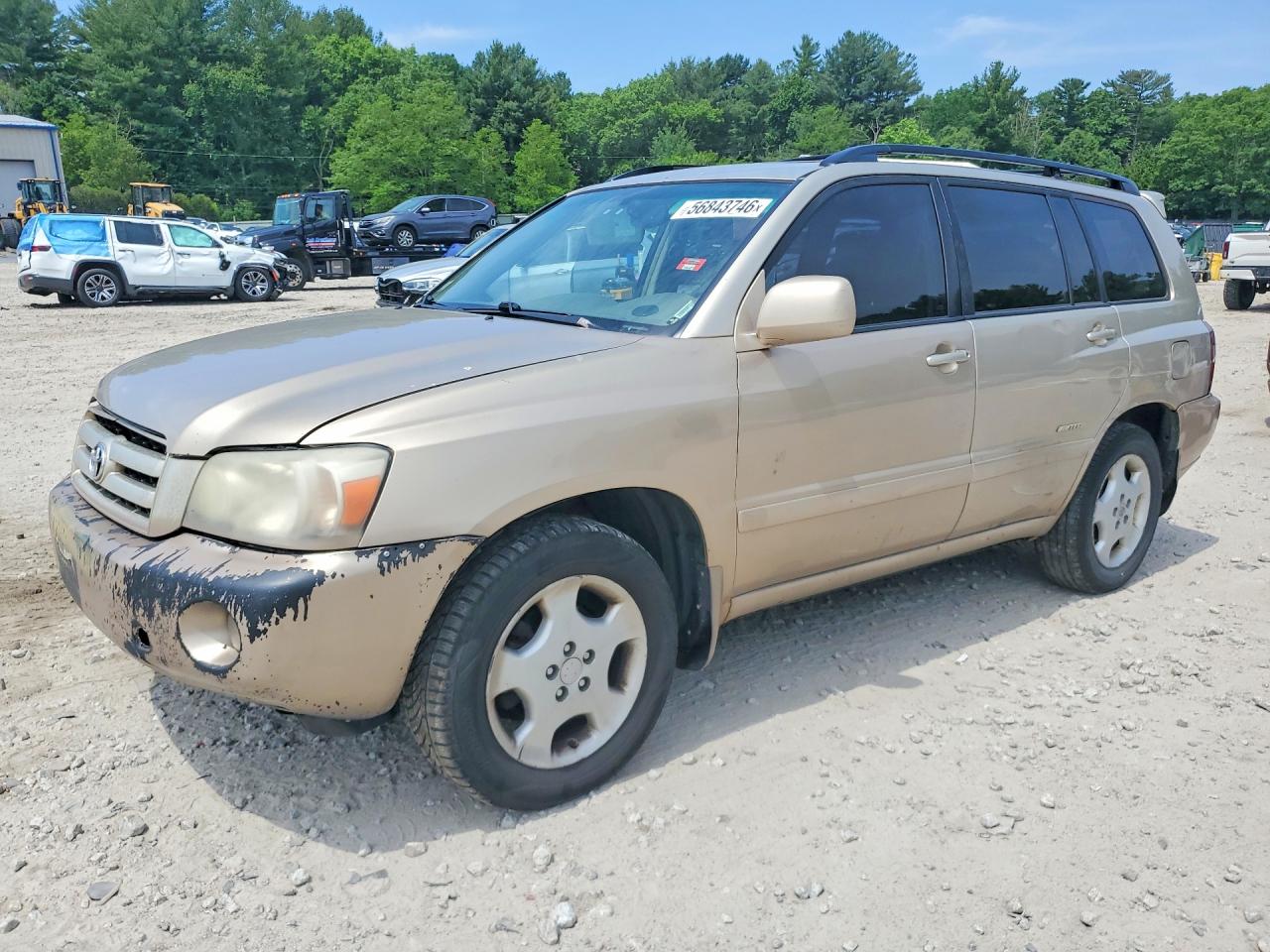 Salvage Toyota Highlander Image