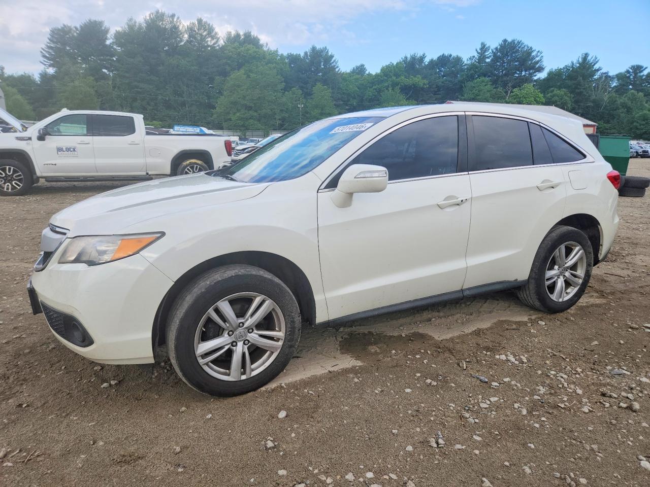 Salvage Acura RDX Image