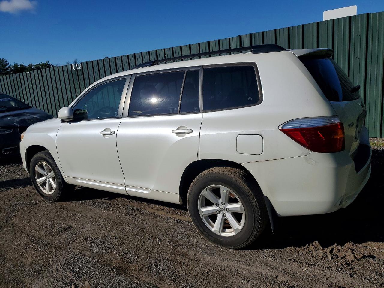 Toyota Highlander Base