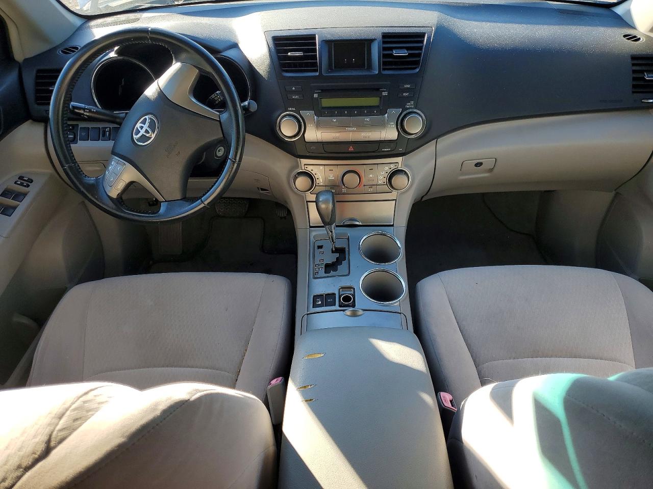 Toyota Highlander Base
