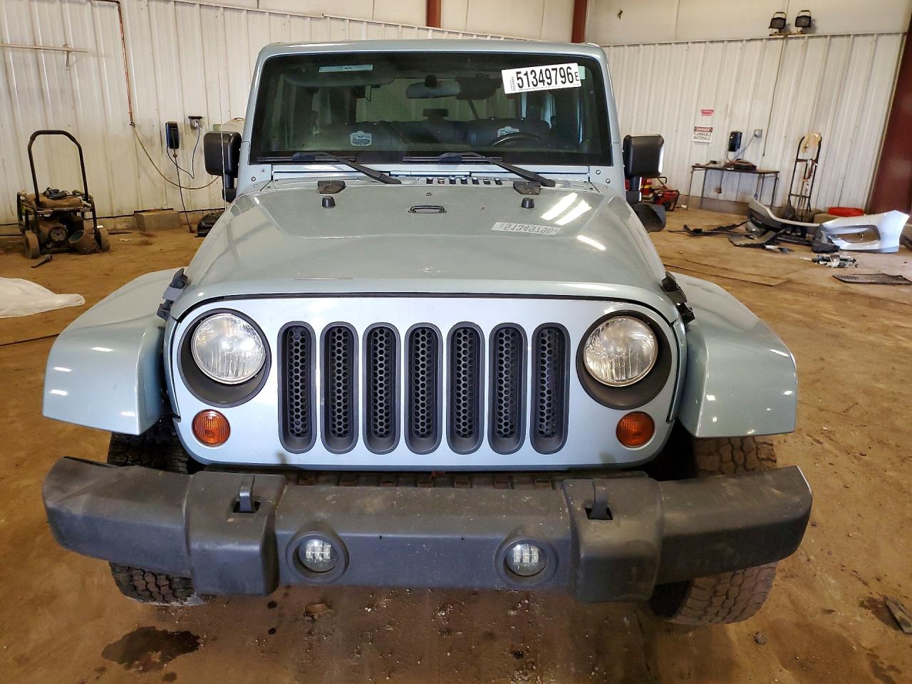Jeep Wrangler Sahara