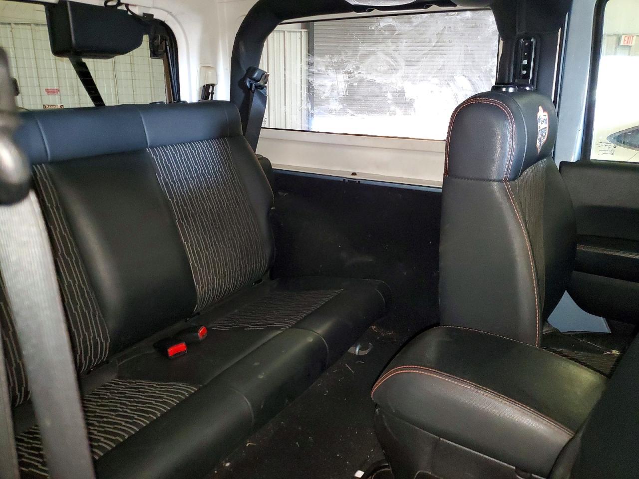 Jeep Wrangler Sahara