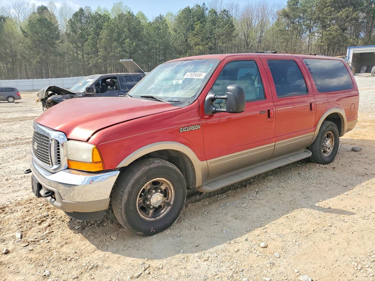 Salvage Ford Excursion Image