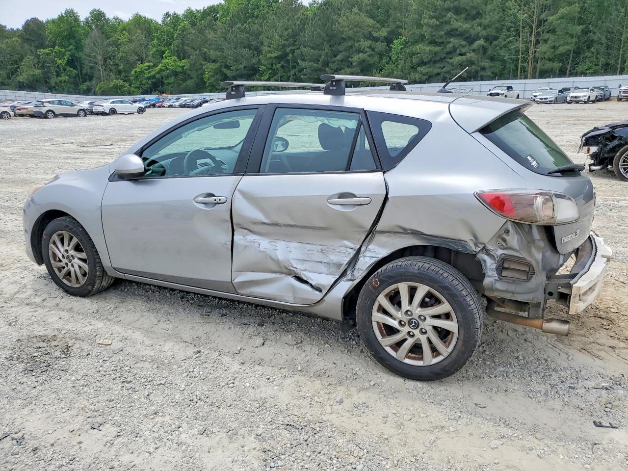 Mazda 3 I