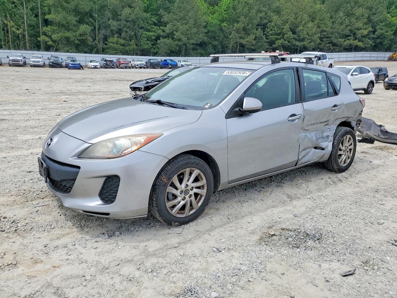 Salvage Mazda 3 Image